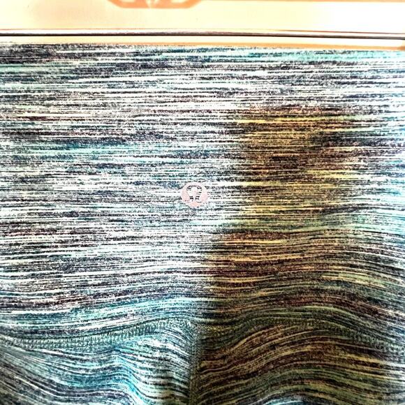 Lululemon wunder under space dye camo alberta teal size 8 - Picture 6 of 6